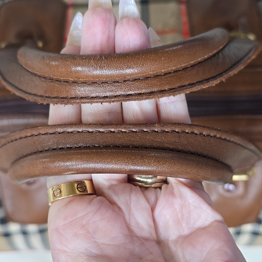 Burberry Vintage Duffle Bag - Picture 7 of 11